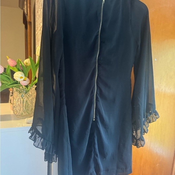 Black dress size small sheer sleeves - Picture 3 of 3
